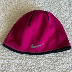 EUC Nike Therma-fit beanie